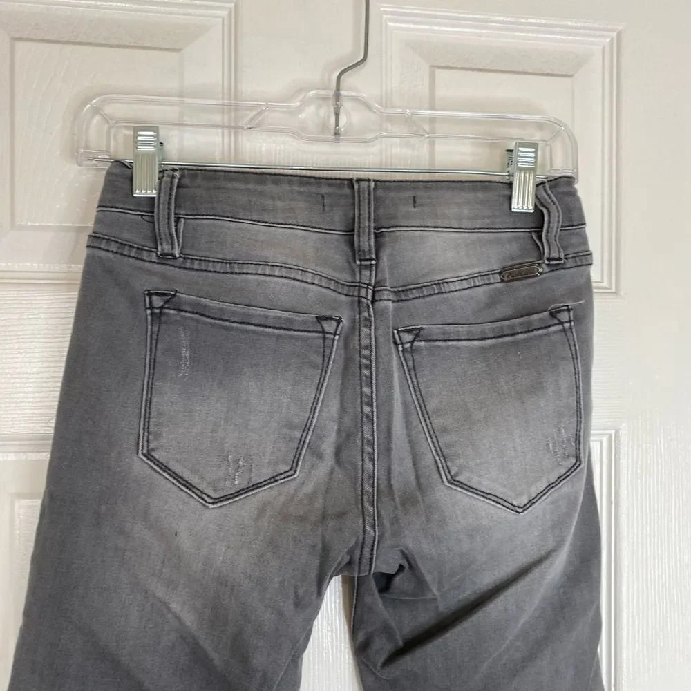 KANCAN Jeans Low Rise Moto Skinny Distressed Gray KC8201GR Size 1 / 24W - Picture 7 of 8
